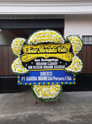 Papan Bunga Duka di Karangbinangun